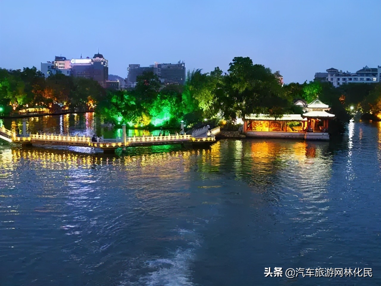 桂林+韶山毛主席铜像广场+凤凰古城+阳朔西街休闲七日游